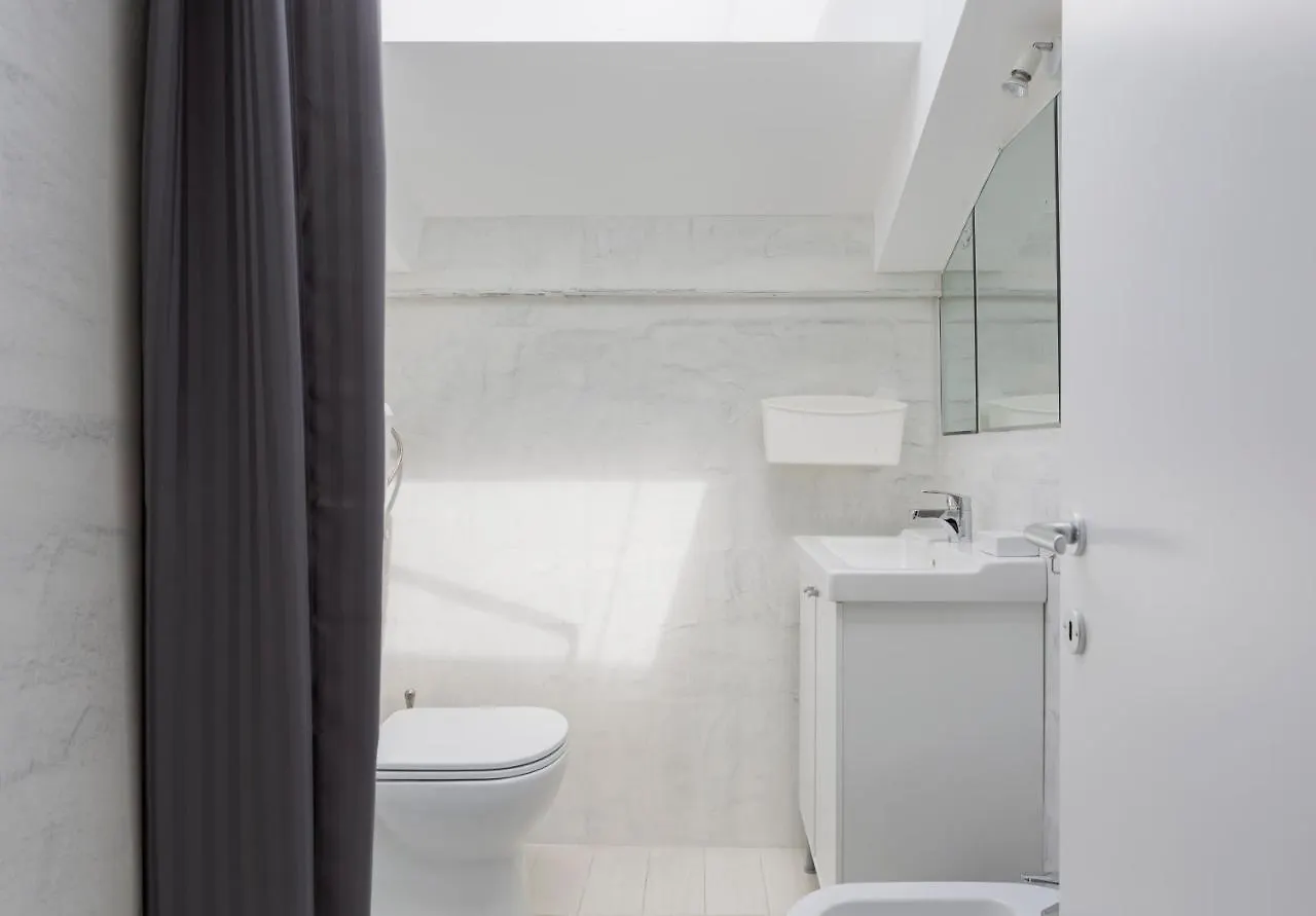شقة ميلان  في Studio Apt - Duomo 6